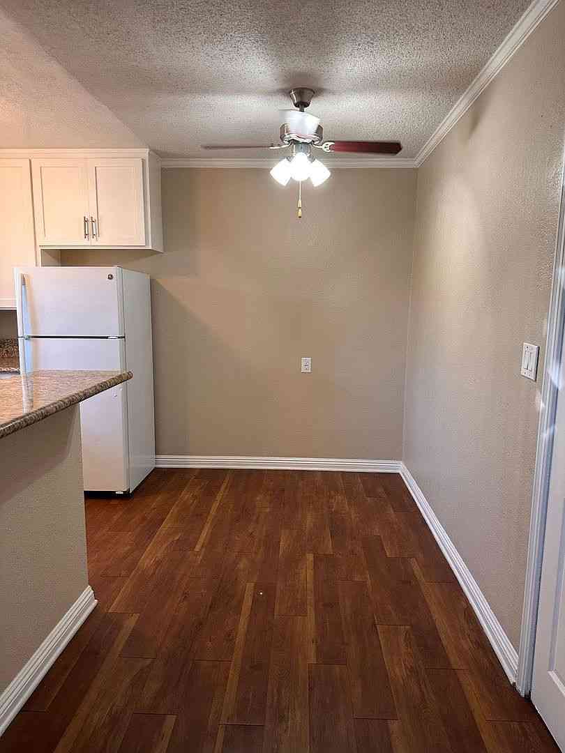 dedicated dining space with ceiling fan